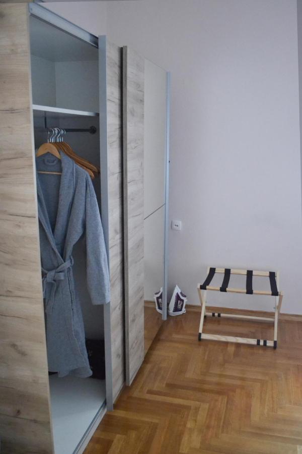 Ferienwohnung Nicola'S Novi Sad Exterior foto